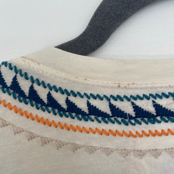 Johnny Was embroidered scoop neck 3/4 sleeve tunic in cream - Picture 4 of 10